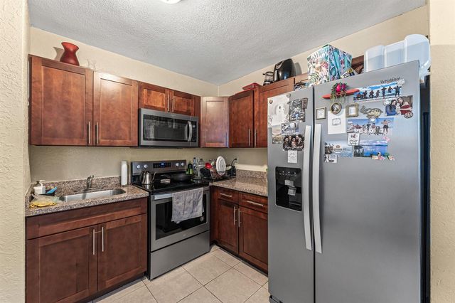1717 NE 3rd Avenue, Delray Beach, FL 33444