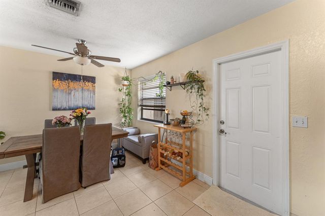 1717 NE 3rd Avenue, Delray Beach, FL 33444