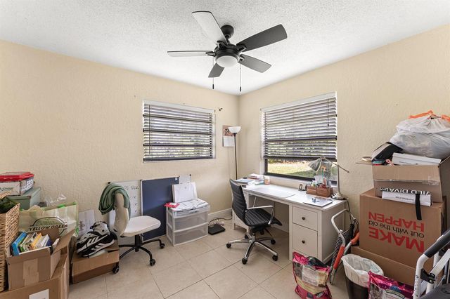 1717 NE 3rd Avenue, Delray Beach, FL 33444
