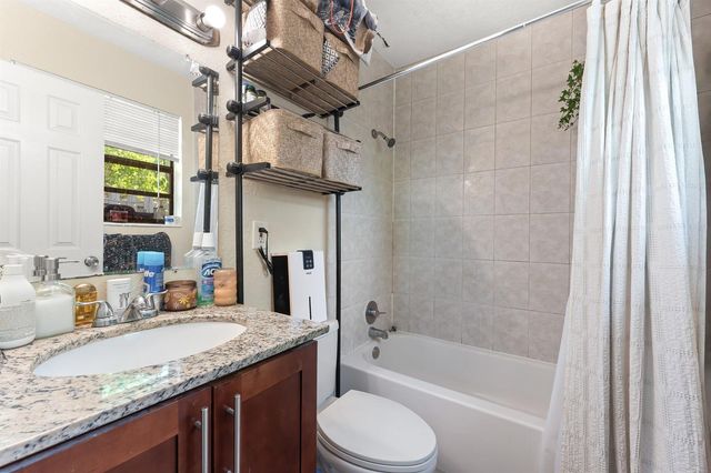 1717 NE 3rd Avenue, Delray Beach, FL 33444