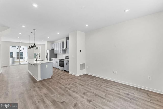 17940 ALICIA AVE, Dumfries, VA 22026