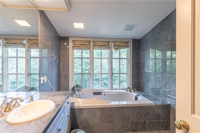 3806 PECAN Drive, Alexandria, LA 71302