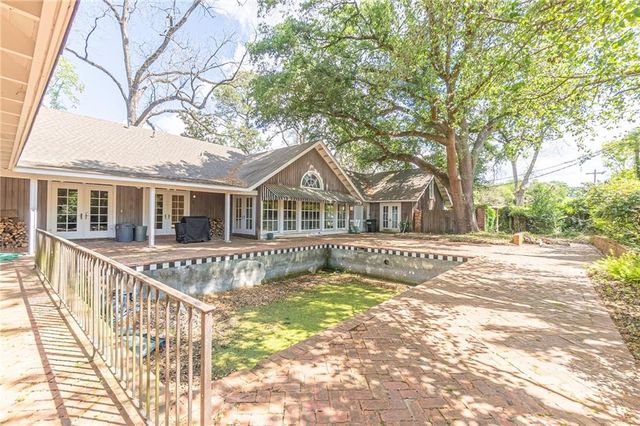 3806 PECAN Drive, Alexandria, LA 71302