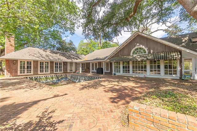 3806 PECAN Drive, Alexandria, LA 71302