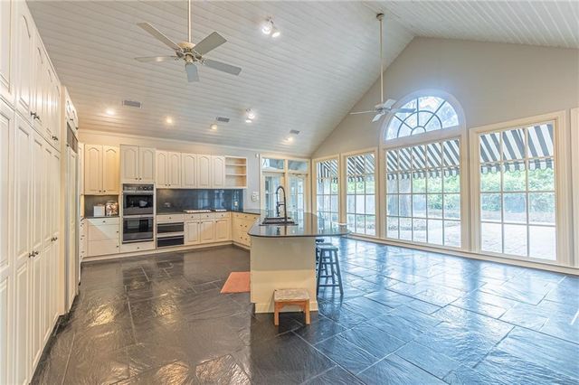 3806 PECAN Drive, Alexandria, LA 71302