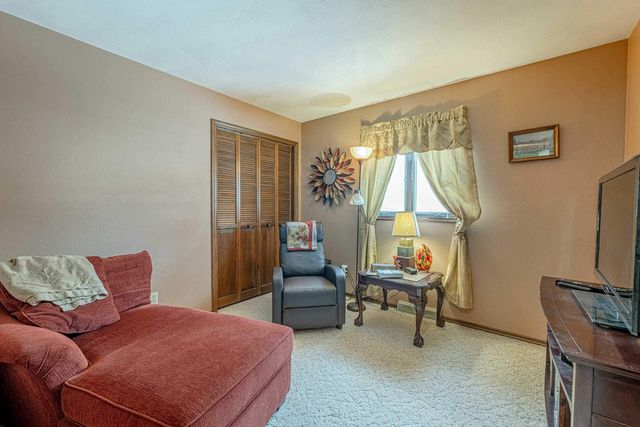 52 S Martin Road, Janesville, WI 53545