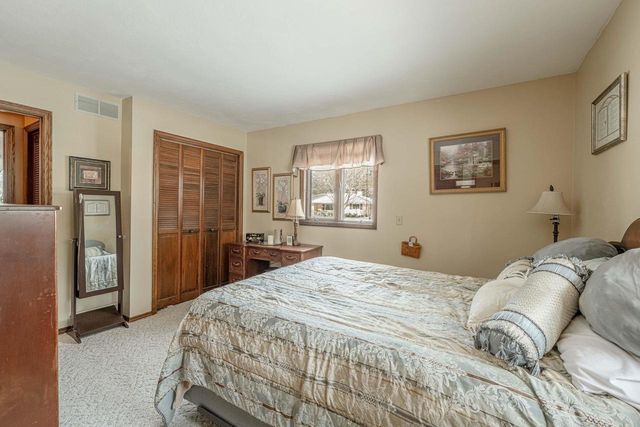 52 S Martin Road, Janesville, WI 53545