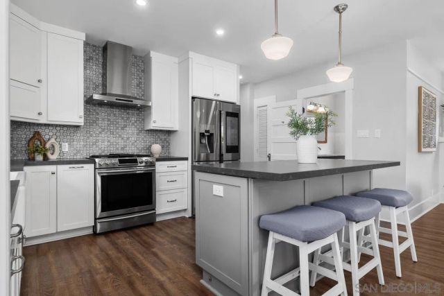 3763 Dana Pl, San Diego, CA 92103