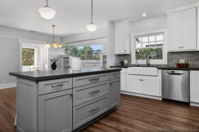 3763 Dana Pl, San Diego, CA 92103