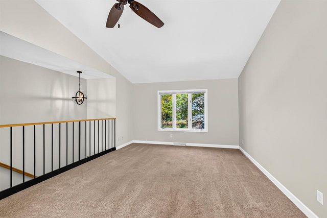 6005 Williamsburg Way, Madison, WI 53719