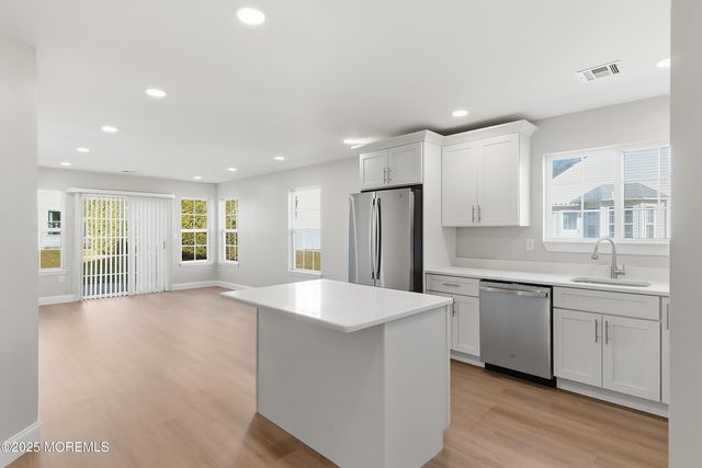 701 Flint Court, Manchester, NJ 08759