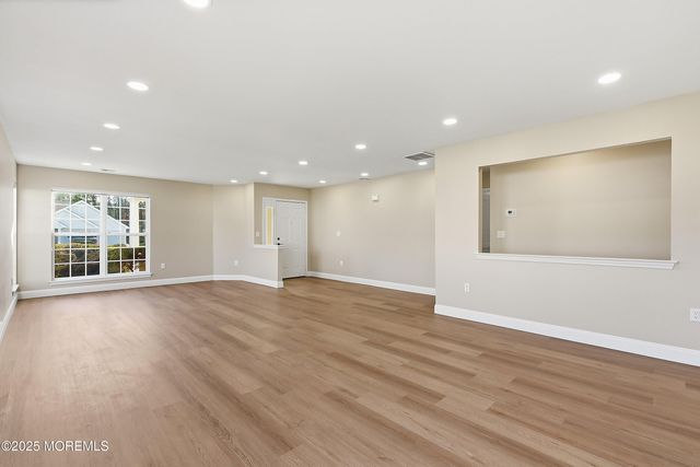 701 Flint Court, Manchester, NJ 08759