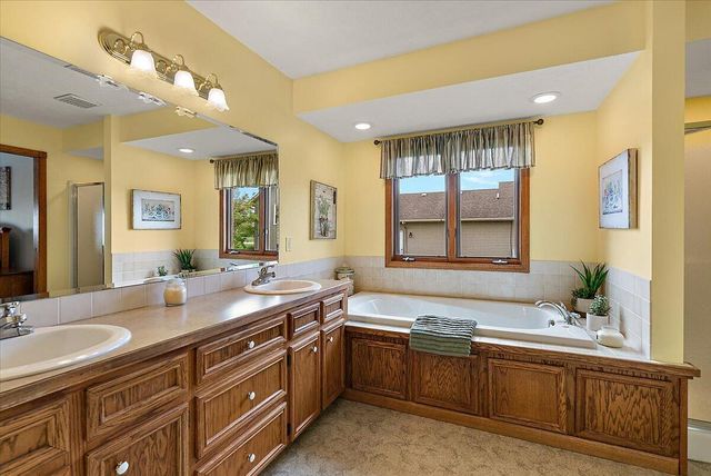 8259 Golfside Drive, Georgetown Twp, MI 49428