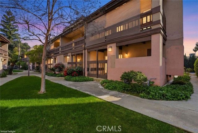 1142 N Gem Street, Tulare, CA 93274