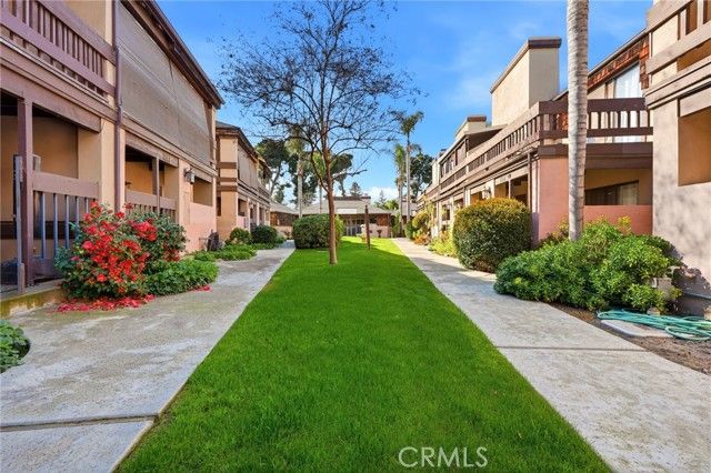 1142 N Gem Street, Tulare, CA 93274