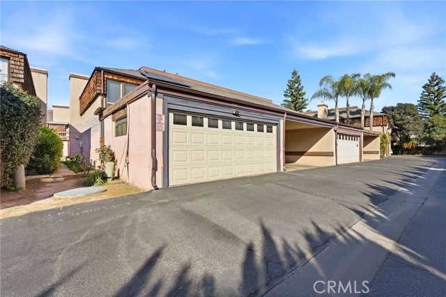 1142 N Gem Street, Tulare, CA 93274