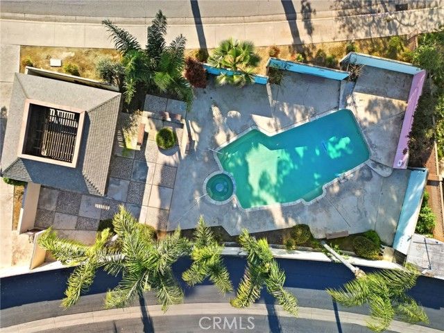 1142 N Gem Street, Tulare, CA 93274