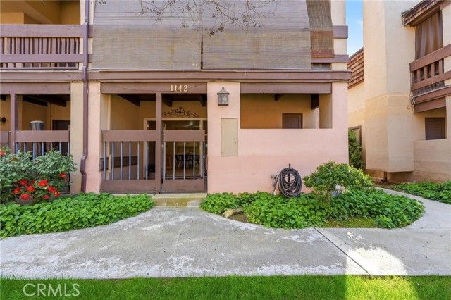 1142 N Gem Street, Tulare, CA 93274