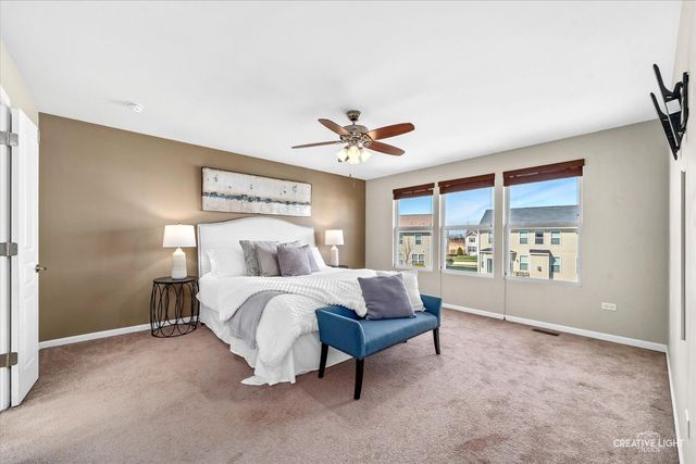 4319 Silver Bell Court, Naperville, IL 60564