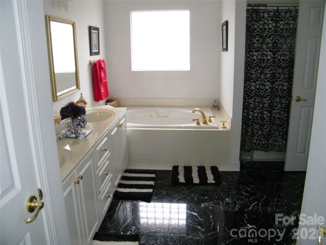 509 E Main Street, Rockwell, NC 28138