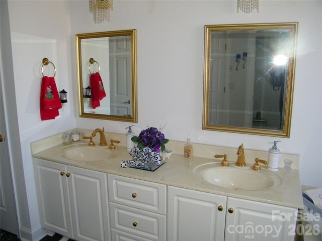 509 E Main Street, Rockwell, NC 28138