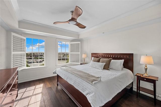 451 Bayfront PL 5410, Naples, FL 34102