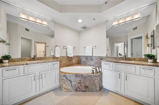 451 Bayfront PL 5410, Naples, FL 34102