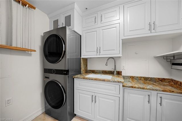 451 Bayfront PL 5410, Naples, FL 34102