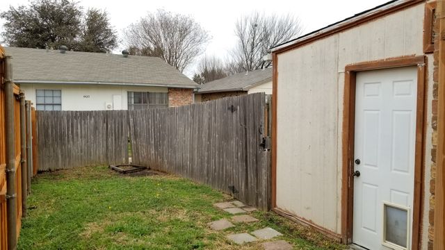 4427 Chapman Street, The Colony, TX 75056