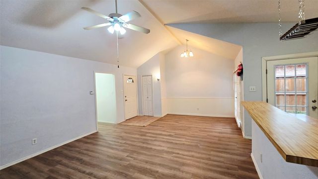 4427 Chapman Street, The Colony, TX 75056