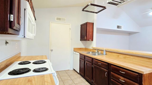 4427 Chapman Street, The Colony, TX 75056