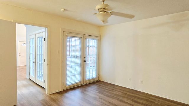 4427 Chapman Street, The Colony, TX 75056