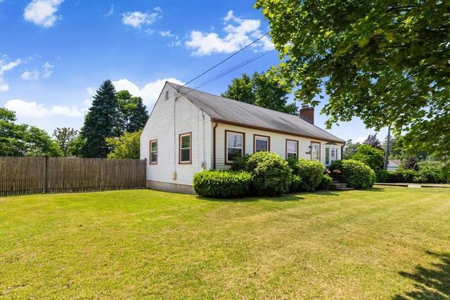 1569 Main St, Tewksbury, MA 01876