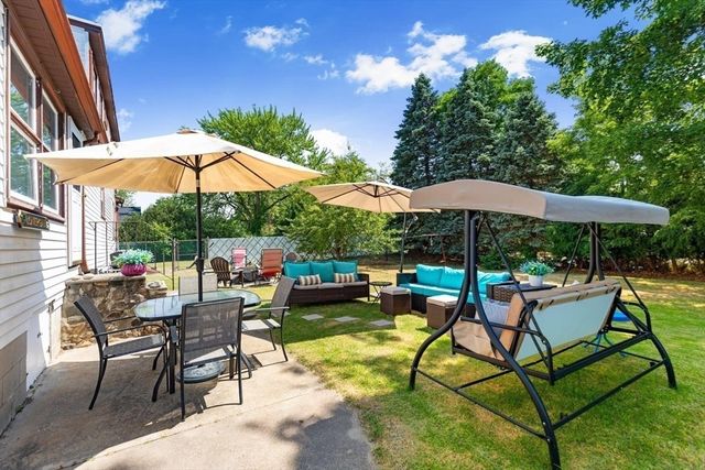 1569 Main St, Tewksbury, MA 01876