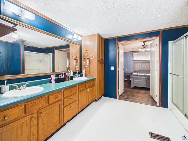 360 Hayes Road, Byron, GA 31008