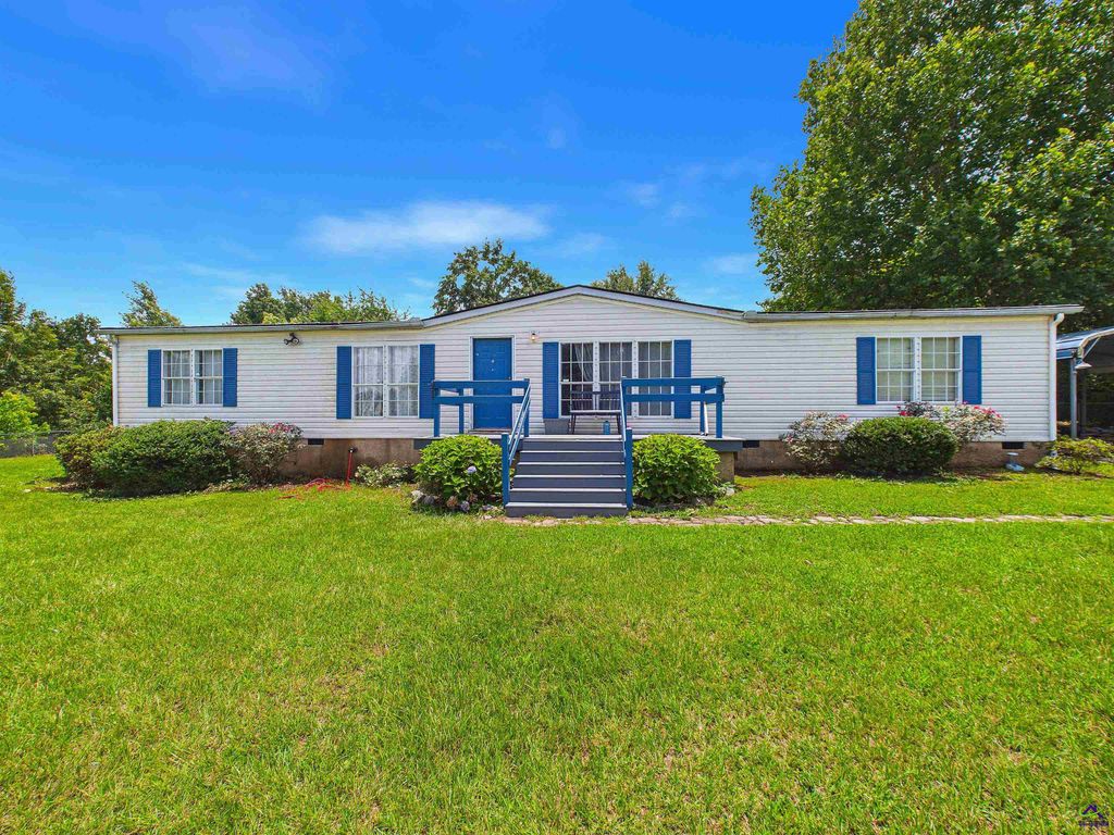 360 Hayes Road, Byron, GA 31008