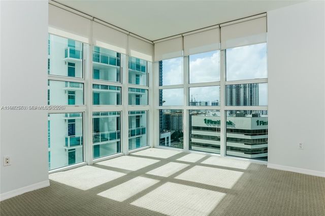 950 Brickell Bay Dr 2001, Miami, FL 33131