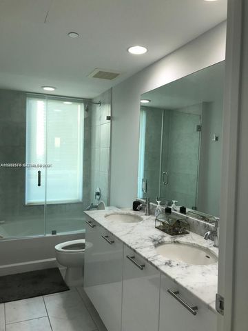 950 Brickell Bay Dr 2001, Miami, FL 33131