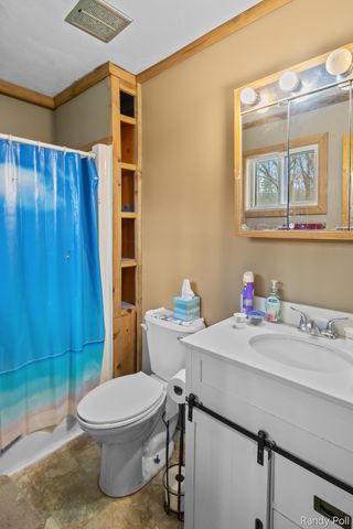 10116 Lakeshore Drive, Chippewa Twp, MI 49320