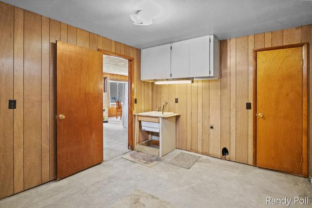 10116 Lakeshore Drive, Chippewa Twp, MI 49320