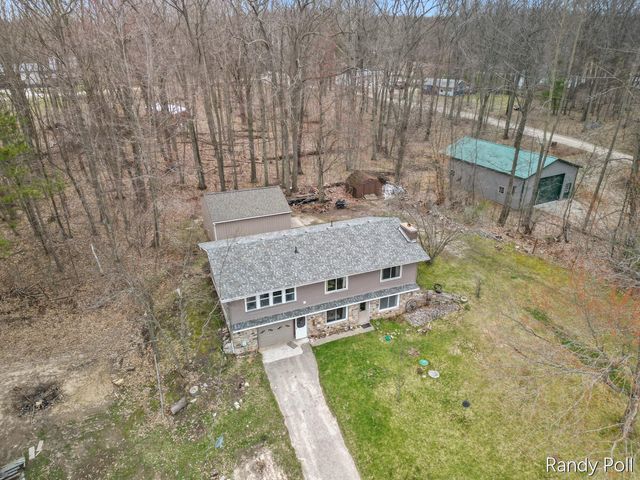 10116 Lakeshore Drive, Chippewa Twp, MI 49320