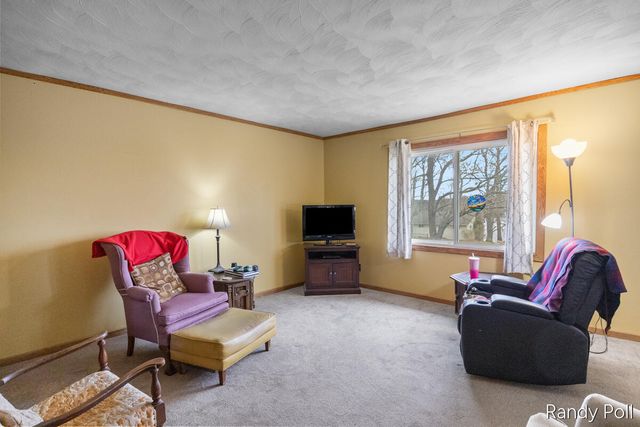 10116 Lakeshore Drive, Chippewa Twp, MI 49320