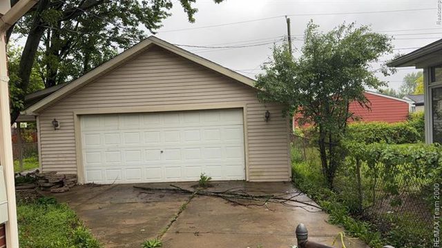 34881 Lynn Drive, Romulus, MI 48174