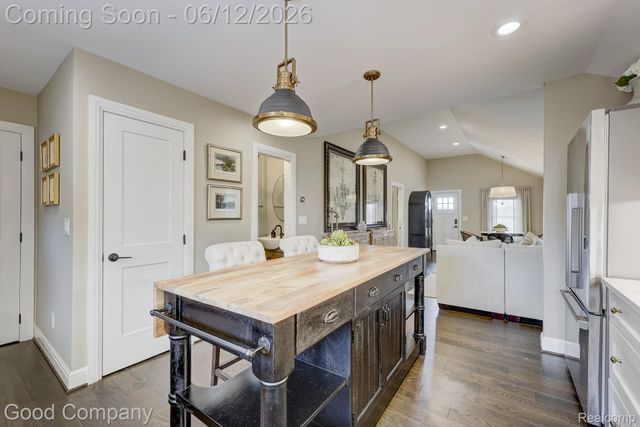 3105 Culbertson Avenue, Rochester Hills, MI 48307
