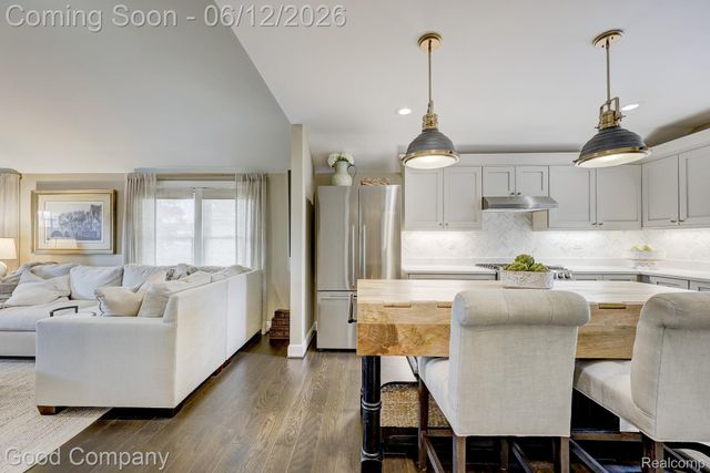 3105 Culbertson Avenue, Rochester Hills, MI 48307