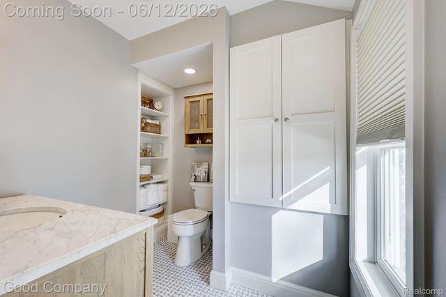 3105 Culbertson Avenue, Rochester Hills, MI 48307