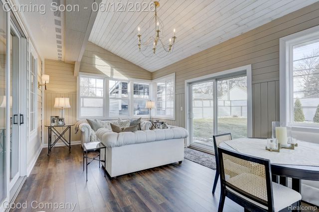 3105 Culbertson Avenue, Rochester Hills, MI 48307