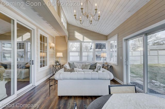 3105 Culbertson Avenue, Rochester Hills, MI 48307
