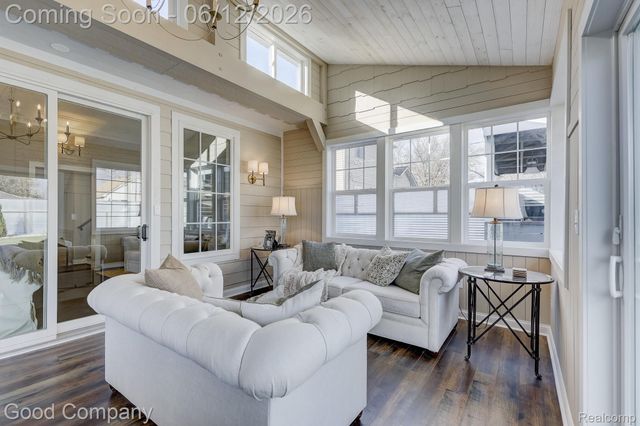 3105 Culbertson Avenue, Rochester Hills, MI 48307