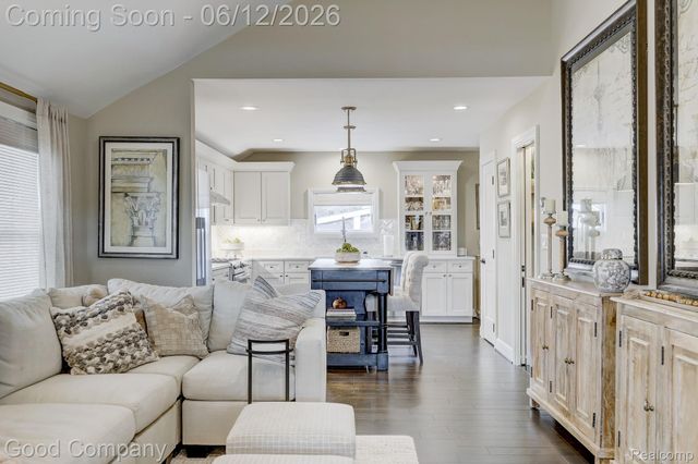 3105 Culbertson Avenue, Rochester Hills, MI 48307